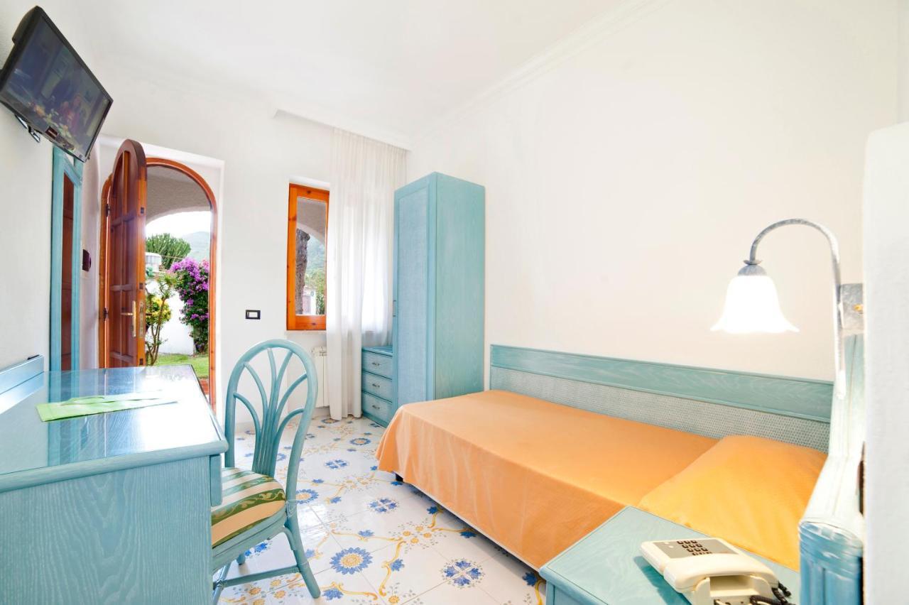 Park Hotel Terme Mediterraneo Forio  Exterior photo